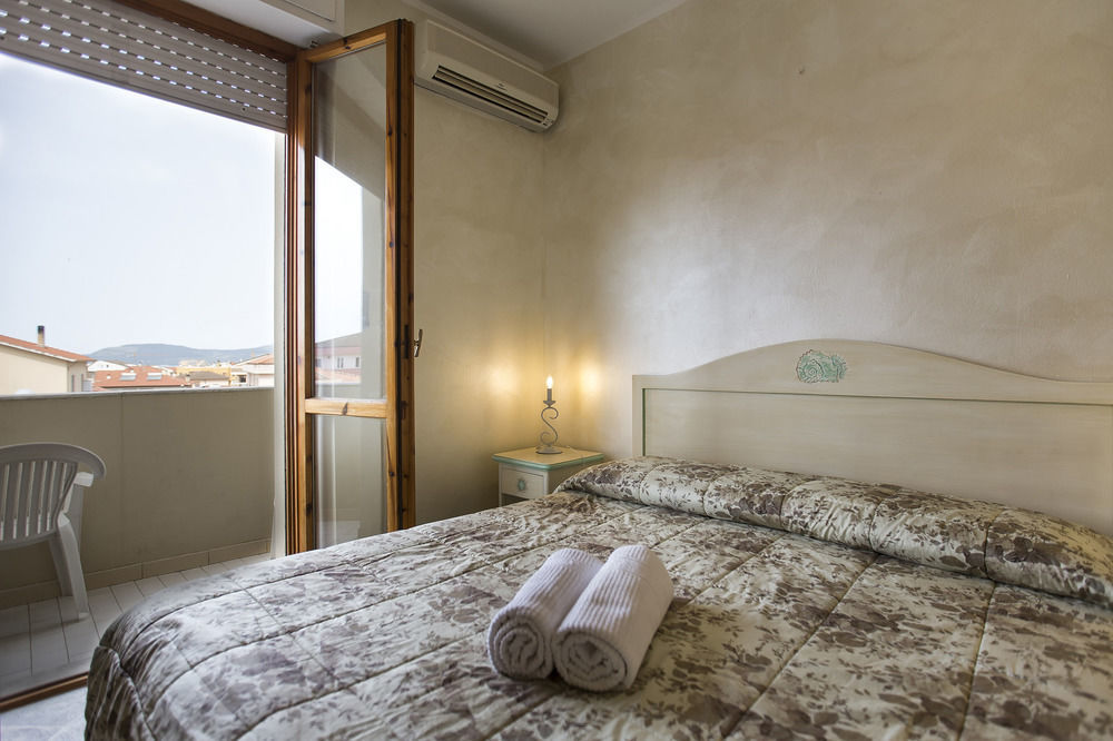 Morpheo Rooms Alguer Exterior foto